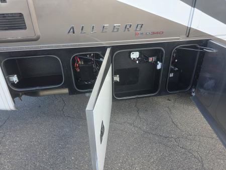 Used 2021 Tiffin Motorhomes Tiffin Allegro red 340 38ll Class A