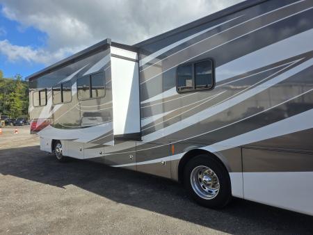 Used 2021 Tiffin Motorhomes Tiffin Allegro red 340 38ll Class A