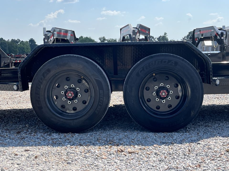 New 2027 MAXXD 83" X 22' 17.5K Tilt Equipment Trailer