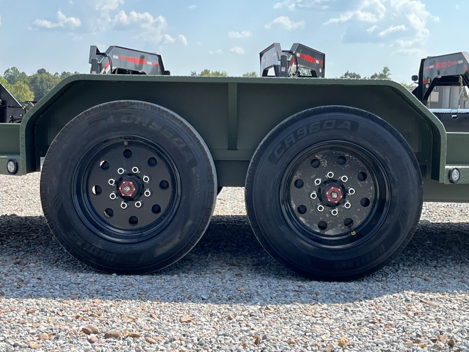 New 2027 MAXXD 83" X 22' 17.5K Tilt Equipment Trailer