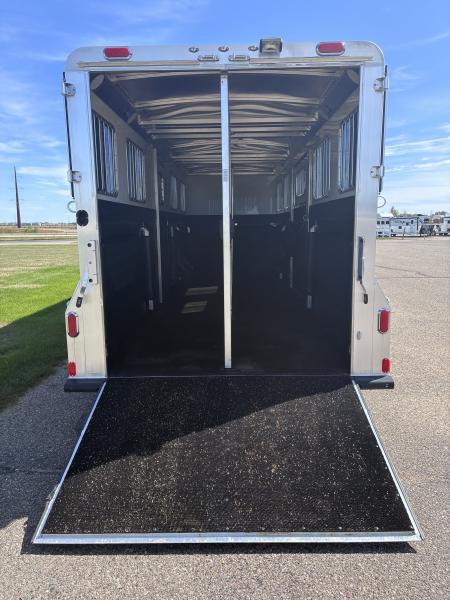 Used 2017 4-Star Trailers 4H Head to Head Horse Trailer