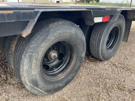 Used 2020 PJ Trailers 28' Gooseneck 12k's Flatbed Trailer