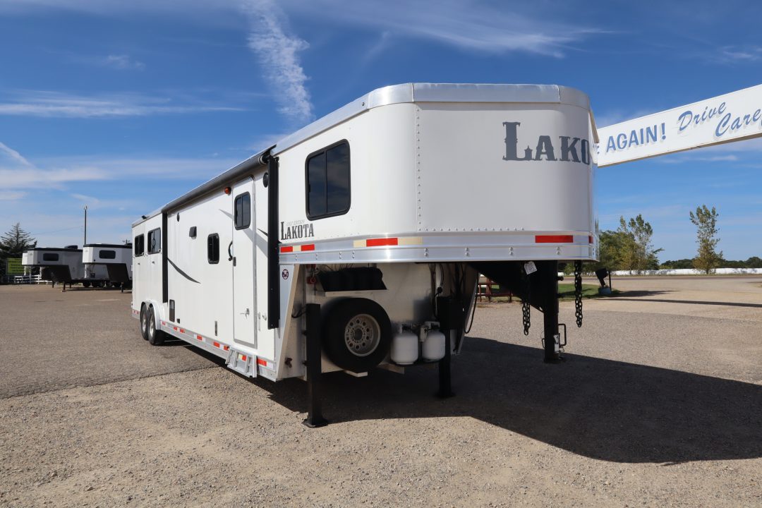 2019 Lakota photo 2