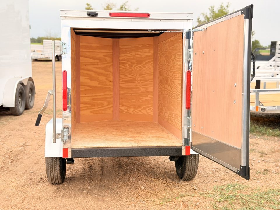 New 2027 Cross Trailers 4-6-1V Enclosed Barn Door 2K GVWR