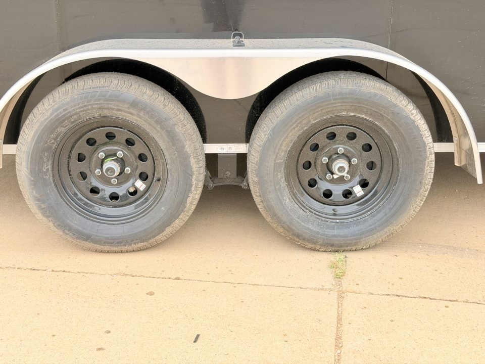 New 2027 Cross Trailers 7-16-1.5V Enclosed 7K GVWR