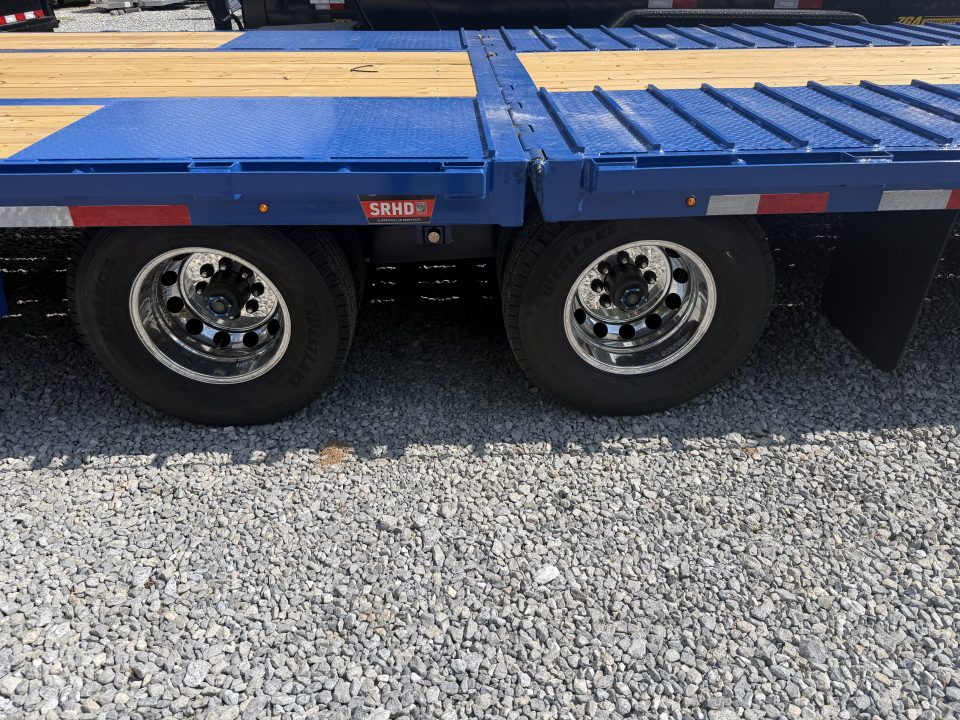 New 2027 Diamond C FMAX212 GOOSENECK TRAILER **FACTORY GPS**HYDRO DOVE&JACKS ** ABS BRAKES** ALUMINUM OUTER RIMS