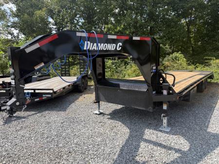 New 2027 Diamond C FMAX208 GOOSENECK TRAILER MAX RAMPS SLIPPER ROLLER