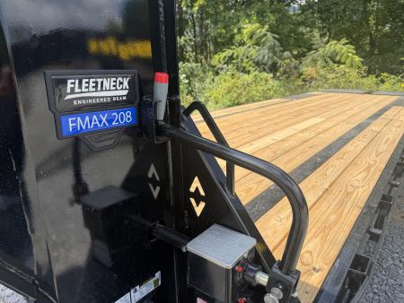 New 2027 Diamond C FMAX208 GOOSENECK TRAILER MAX RAMPS SLIPPER ROLLER
