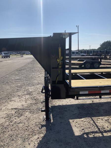 New 2026 McElrath Trailers 8.530GN10T Deckover Trailer