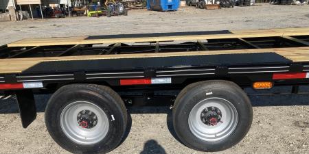 New 2026 McElrath Trailers 8.530GN10T Deckover Trailer