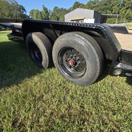 New 2027 MAXX-D 22' T8X Tilt Trailer
