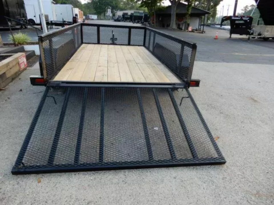 New 2027 Currahee 76x12' Landscape, 2' Mesh Sides, Removable Ramp Gate