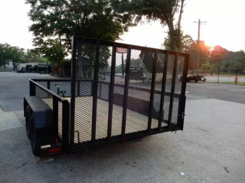 New 2027 Currahee 76x12' Landscape, 2' Mesh Sides, Removable Ramp Gate