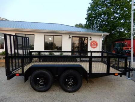 New 2027 Currahee 76x12' Landscape, 2' Mesh Sides, Removable Ramp Gate