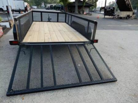 New 2027 Currahee 76x12' Landscape, 2' Mesh Sides, Removable Ramp Gate