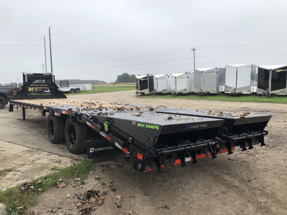 New 2027 Load Trail 30' 24K W/ MAX RAMPS Gooseneck Bodies