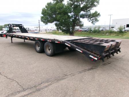 Used 2004 Load Trail Gooseneck 32' Flatbed Trailer