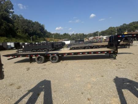 New Load Trail Gooseneck 102x32 Hydraulic Dovetail 24K Black W/ Raised Neck, Pipe Bridge, 17.5/16P & 12' Tail W/ Cleats
