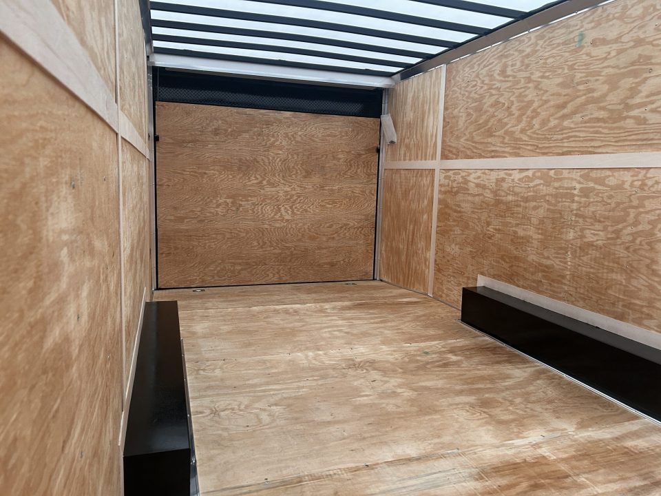 New 2027 Homesteader Trailer 24 FT FLAT FRONT ENCLOSED TRAILER 10K GVWR ALUMINUM WHEELS SEMI-SCREWLESS ADJUSTABLE COUPLER