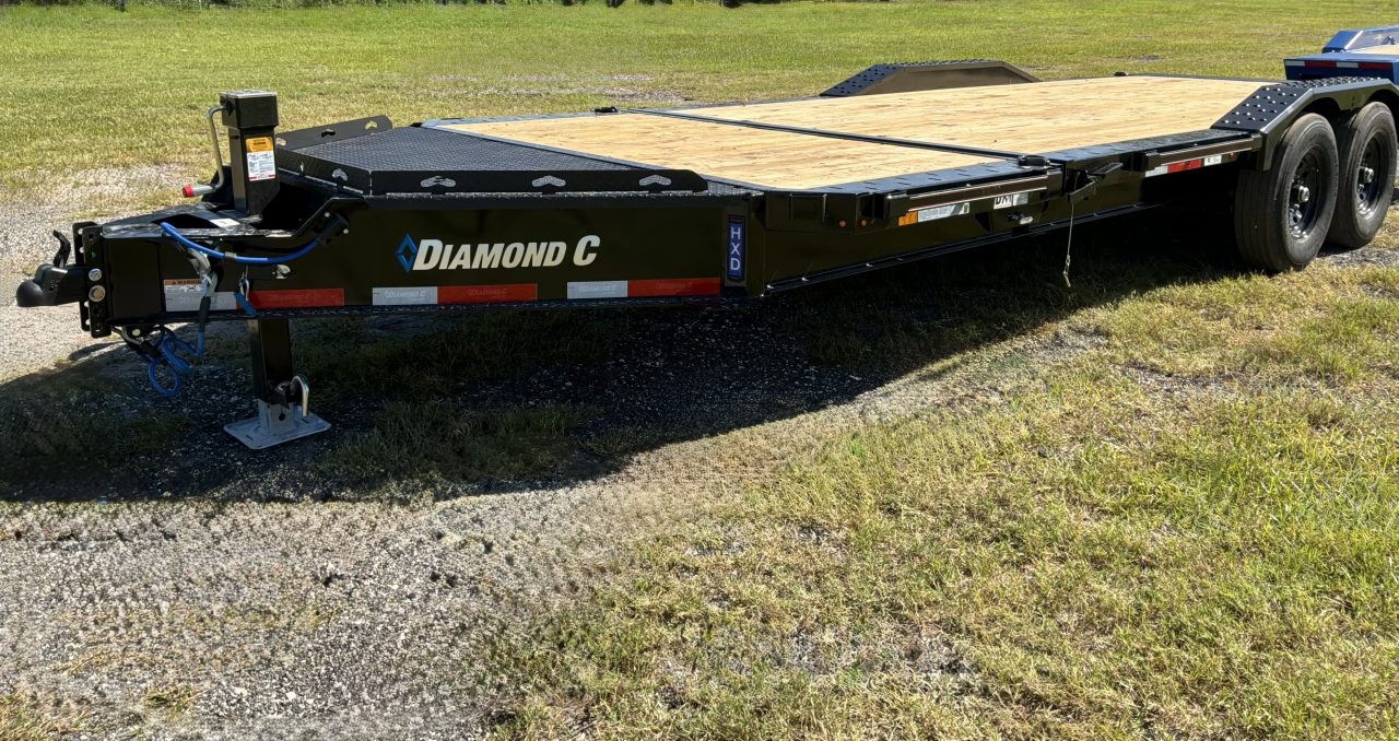 New 2027 Diamond C HXD MAX WIDTH HYDRAULIC TILT TRAILER; 15K SIMOL 2-SPEED JACK; 4’ STATIONARY DECK 18’ TILT BED; 14PLY TIRES