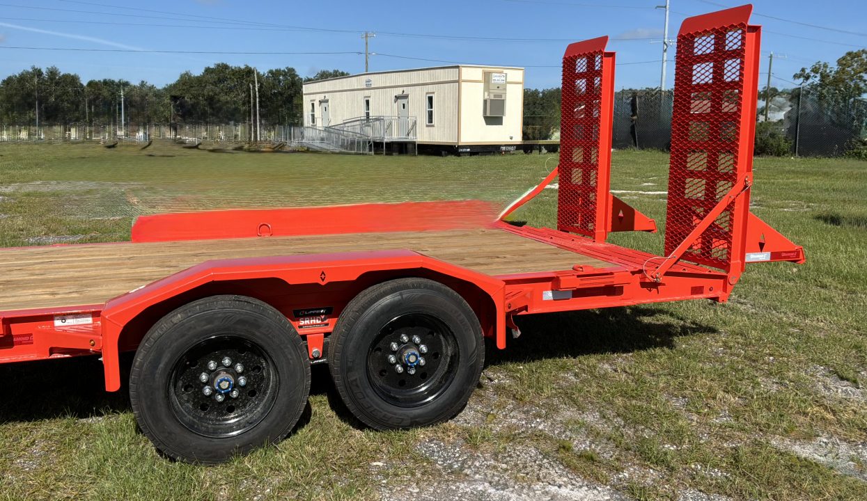 New 2027 Diamond C LPX208 EQUIPMENT TRAILER; SLIPPER ROLLER SUSPENSION; ABS BRAKES; FORK HOLDERS; 15K SIMOL 2 SPEED JACK