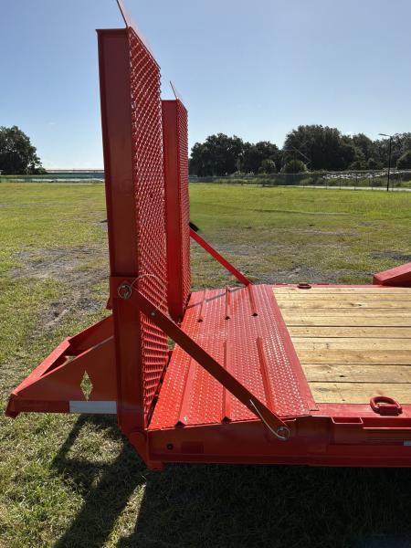 New 2027 Diamond C LPX208 EQUIPMENT TRAILER; SLIPPER ROLLER SUSPENSION; ABS BRAKES; FORK HOLDERS; 15K SIMOL 2 SPEED JACK