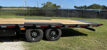 New 2027 Diamond C DET208 DECKOVER TRAILER; ABS BRAKES; HYDRAULIC JACK; BLUETOOTH WIRELESS CONTROLLER; FULL BED TILT; 18PLY TIRES