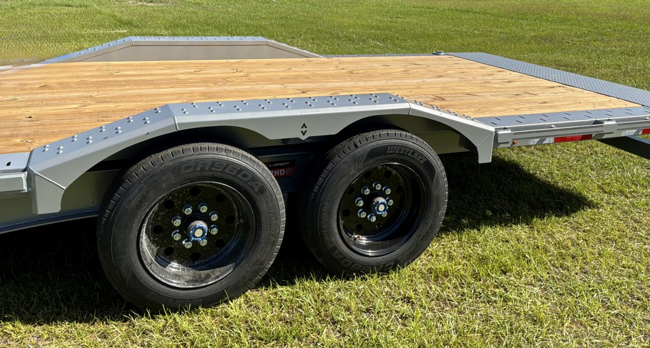 New 2027 DIAMOND C HXD208 TILT TRAILER; ABS BRAKES; DRIVE OVER FENDERS WITH FRAME EXTENSIONS; 18PLY TIRES; GRAVITY TILT HYDRAULIC DAMPENED