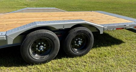 New 2027 DIAMOND C HXD208 TILT TRAILER; ABS BRAKES; DRIVE OVER FENDERS WITH FRAME EXTENSIONS; 18PLY TIRES; GRAVITY TILT HYDRAULIC DAMPENED