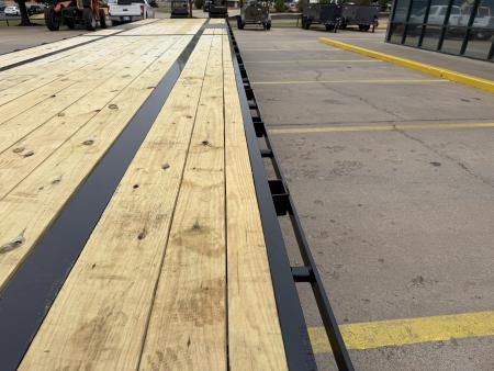 New 2026 MP CUSTOM 40 X 102 TANDEM AXLE 14K FLATBED GOOSENECK W/ SLIDE IN RAMPS