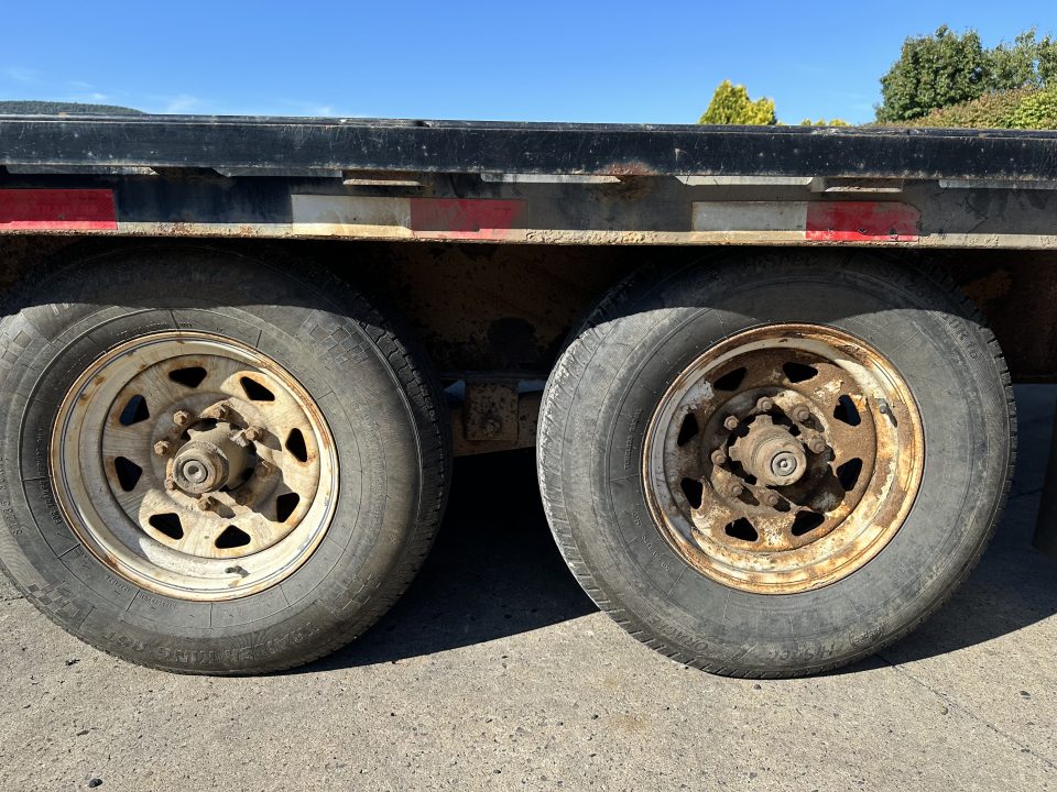 Used 2019 PJ Trailers FS 25 Flatbed Trailer