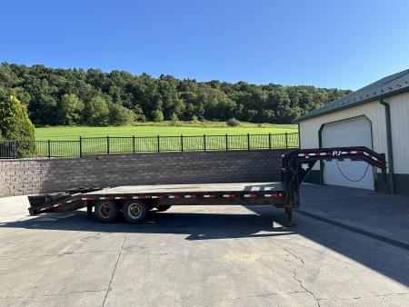 Used 2019 PJ Trailers FS 25 Flatbed Trailer