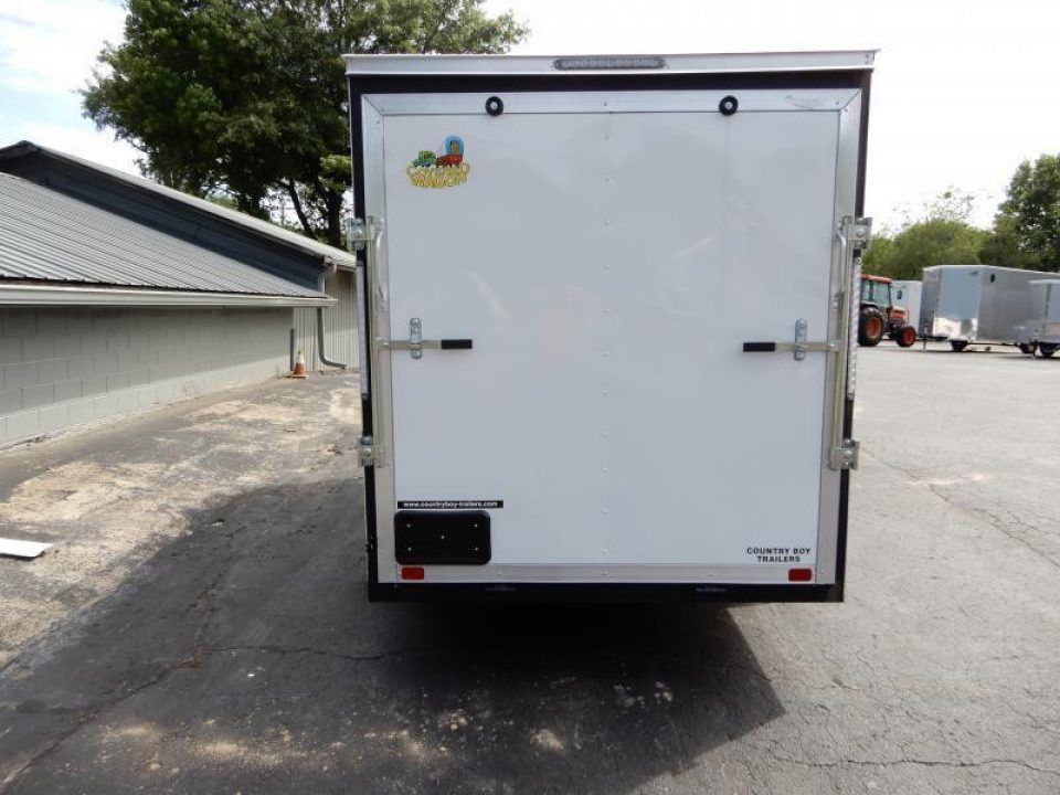 2027 Covered Wagon photo 6