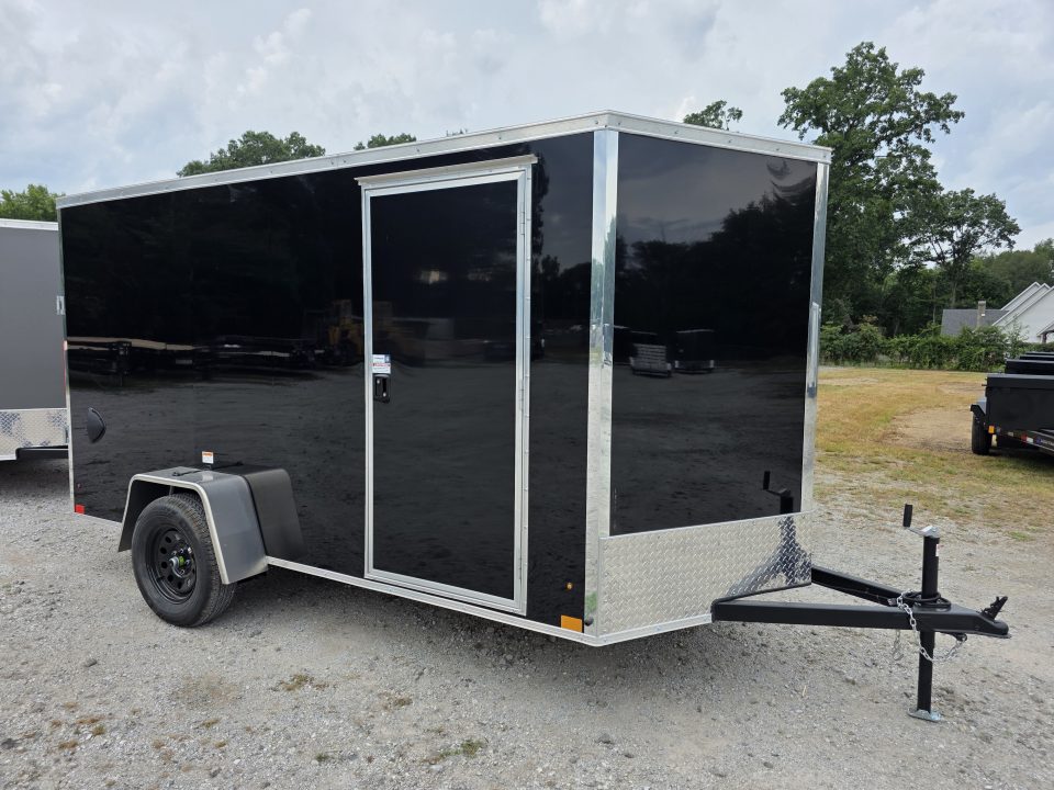 New 2027 Cross Trailers 6X12 6' RAMP DOOR SCREWLESS 6 X 12 Cargo / Enclosed Trailer