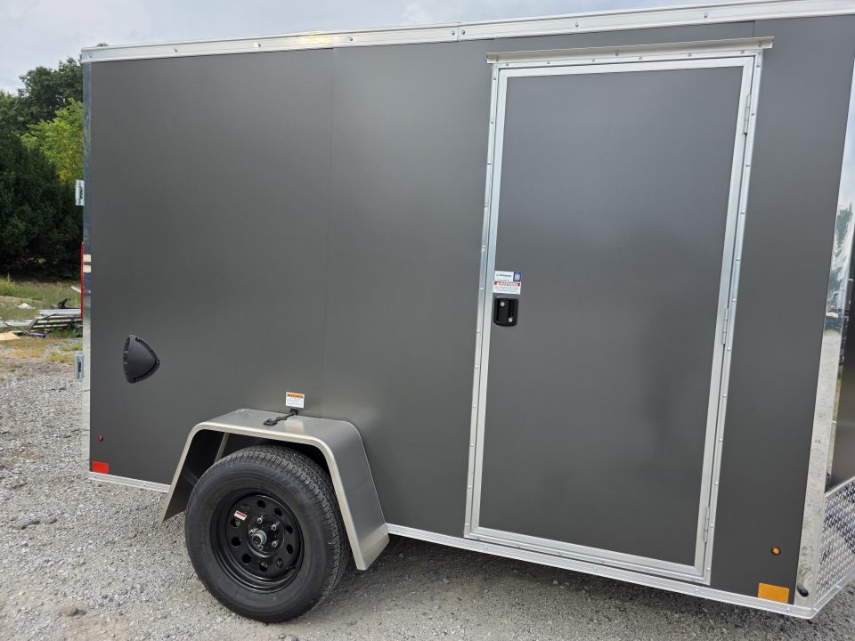 New 2027 Cross Trailers 6X10 6' RAMP DOOR SCREWLESS 6 X 10 Cargo / Enclosed Trailer