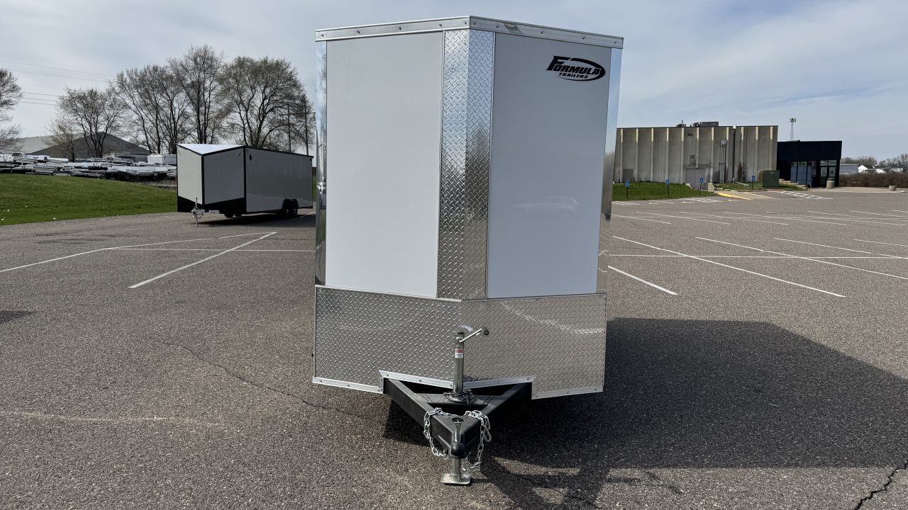 2026 Formula Trailers photo 3