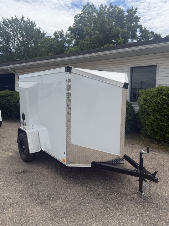 New 2027 Stealth Mustang 5 x 8 Enclosed Trailer w/ Ramp (Single) Cargo / Enclosed Trailer NEW MODEL - Screwless and Light Lid Roofing !!