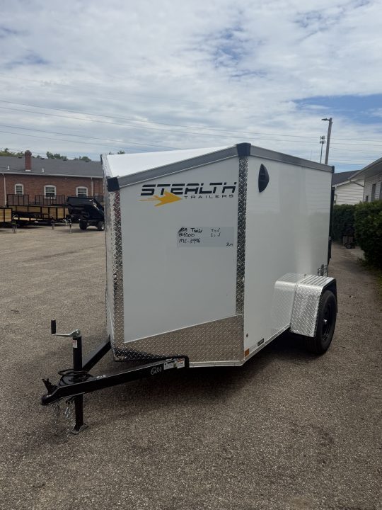 New 2027 Stealth Mustang 5 x 8 Enclosed Trailer w/ Ramp (Single) Cargo / Enclosed Trailer NEW MODEL - Screwless and Light Lid Roofing !!