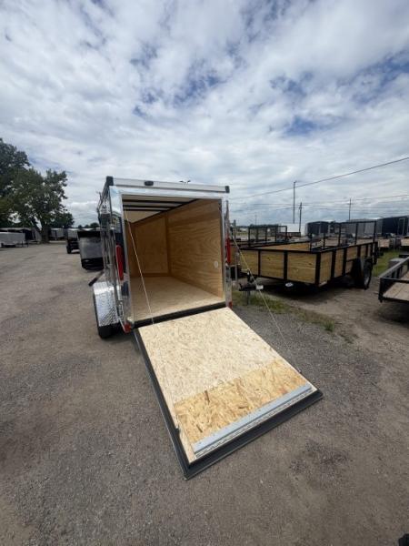 New 2027 Stealth Mustang 5 x 8 Enclosed Trailer w/ Ramp (Single) Cargo / Enclosed Trailer NEW MODEL - Screwless and Light Lid Roofing !!
