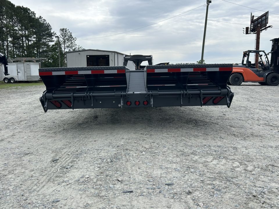 New 2027 Down 2 Earth 8.5x40 (35ft Deck + 5ft Dovetail ) 8K Axles , Max Ramps