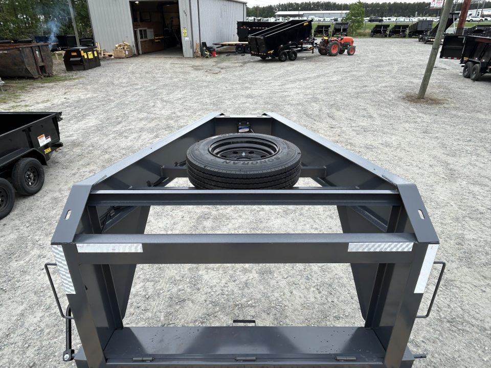 New 2027 Down 2 Earth 8.5x40 (35ft Deck + 5ft Dovetail ) 8K Axles , Max Ramps