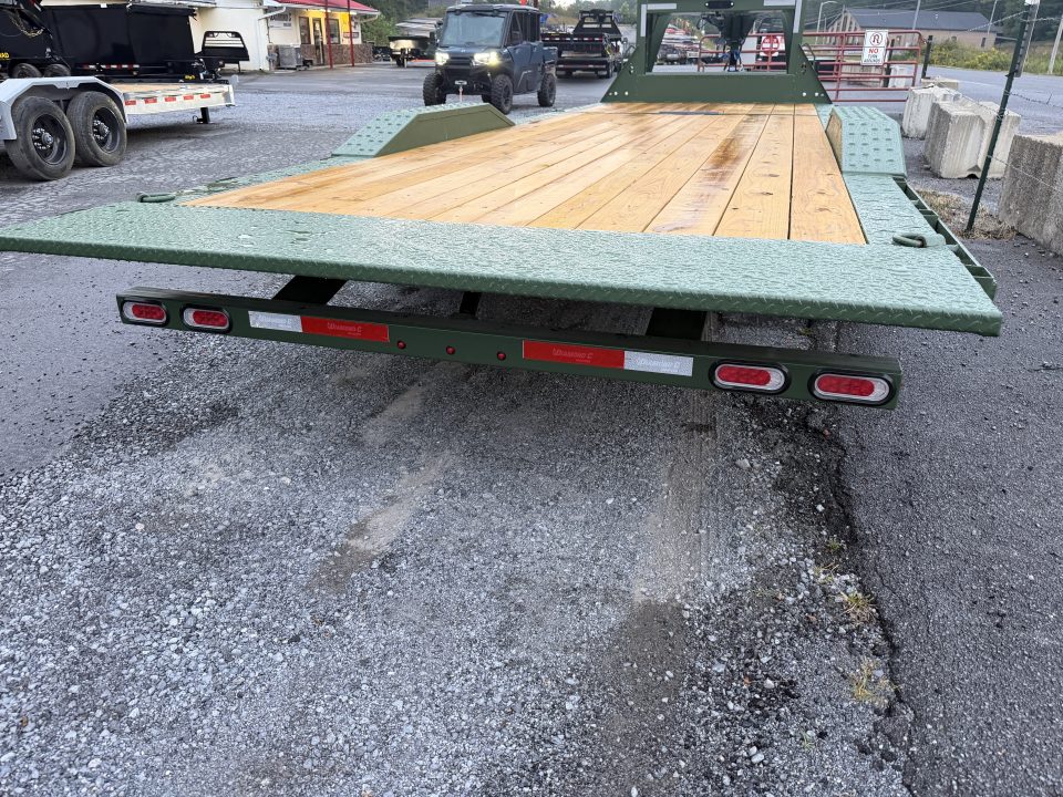 New 2027 Diamond C HXD210 GOOSENECK DRIVE OVER FENDER TILT TRAILER 102”X24’ **ABS BRAKES ** HYDRO JACKS , PRO TILT