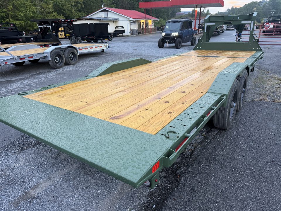 New 2027 Diamond C HXD210 GOOSENECK DRIVE OVER FENDER TILT TRAILER 102”X24’ **ABS BRAKES ** HYDRO JACKS , PRO TILT