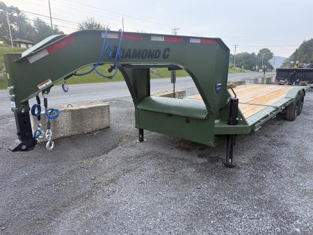 New 2027 Diamond C HXD210 GOOSENECK DRIVE OVER FENDER TILT TRAILER 102”X24’ **ABS BRAKES ** HYDRO JACKS , PRO TILT