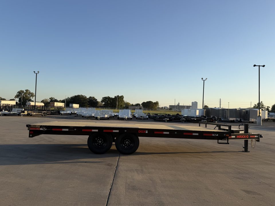 New 2027 MAXX-D DOX 102 X 24 Deckover Trailer