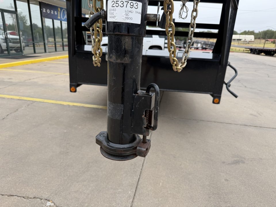 Used #253793 USED 2022 LOAD TRAIL GC 22 X 83 GOOSENECK EQUIPMENT HAULER W/ STAND UP RAMPS & 14 PLY TIRES