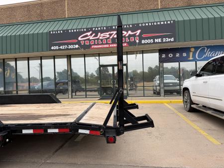Used #253793 USED 2022 LOAD TRAIL GC 22 X 83 GOOSENECK EQUIPMENT HAULER W/ STAND UP RAMPS & 14 PLY TIRES