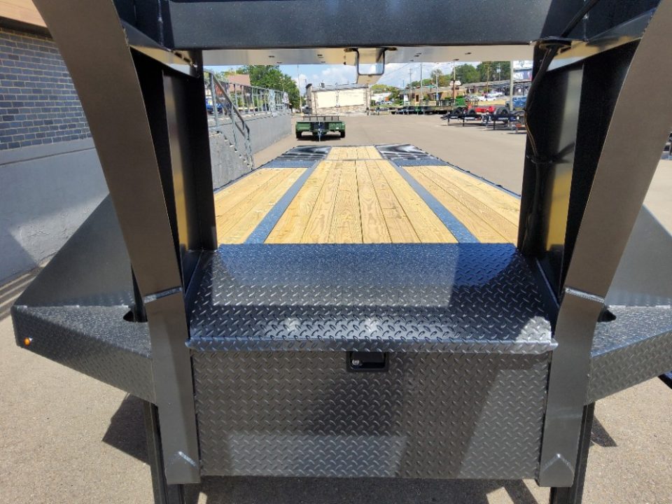 New 2027 Diamond C Trailers FMAX212HDT 2.0 Flatbed Trailer