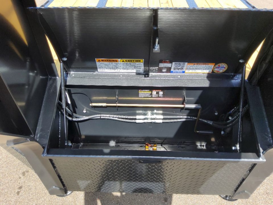 New 2027 Diamond C Trailers FMAX212HDT 2.0 Flatbed Trailer