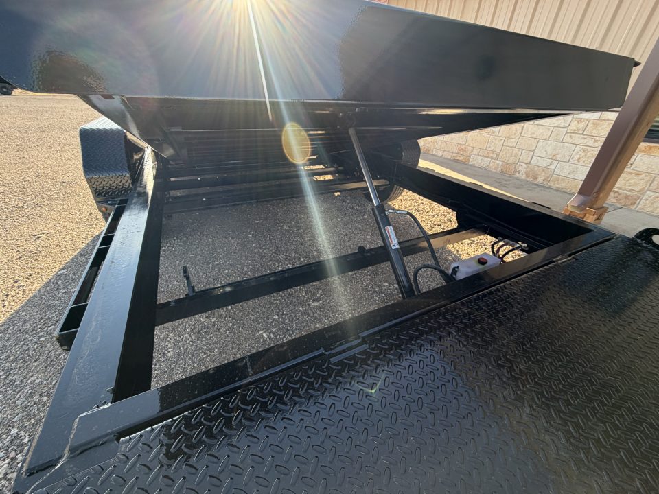 New 2027 Diamond C Trailers HDT207 Tilt Trailer